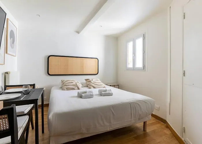De Charme Proche De Montparnasse * Paris