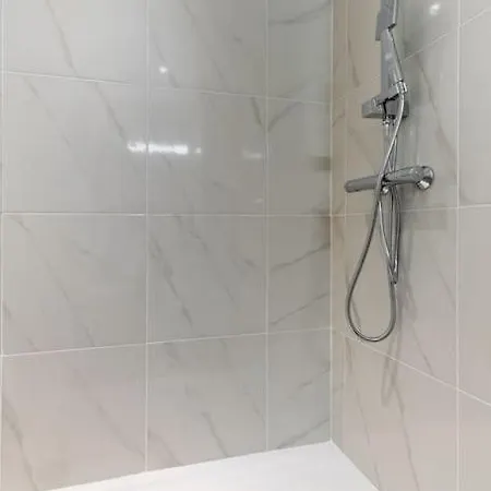 Montparnasse Rue De Rennes Charming 2p Appartement *