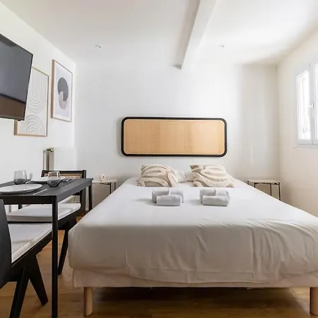 Montparnasse Rue De Rennes Charming 2p *